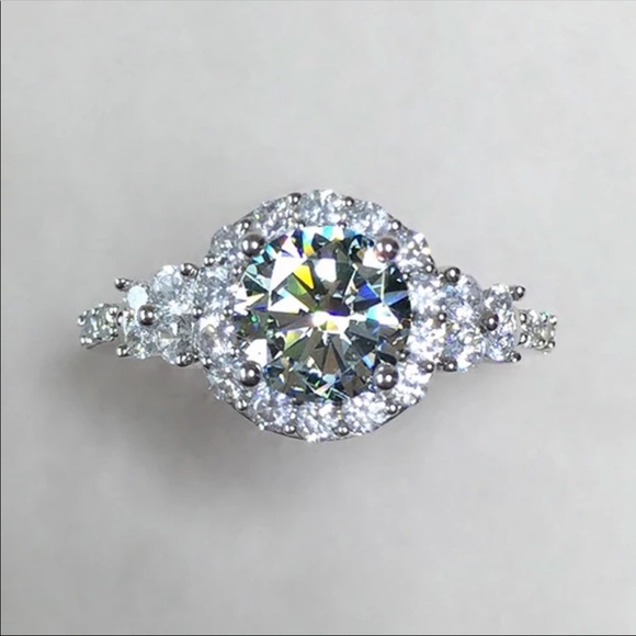 New Dainty 925 Silver Diamond Luxury Ring 💍 - Picture 2 of 5